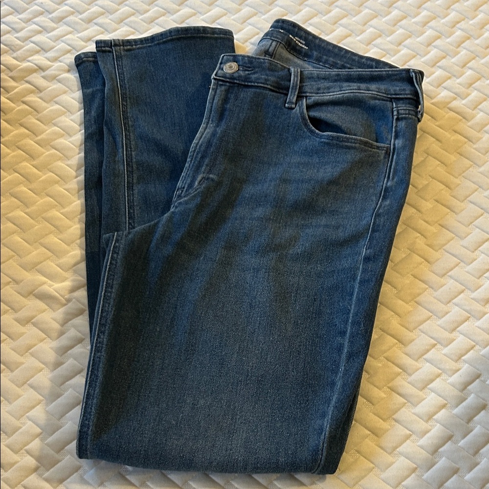 Old Navy Light Blue High-Rise Wow Straight Jeans Women’s 12